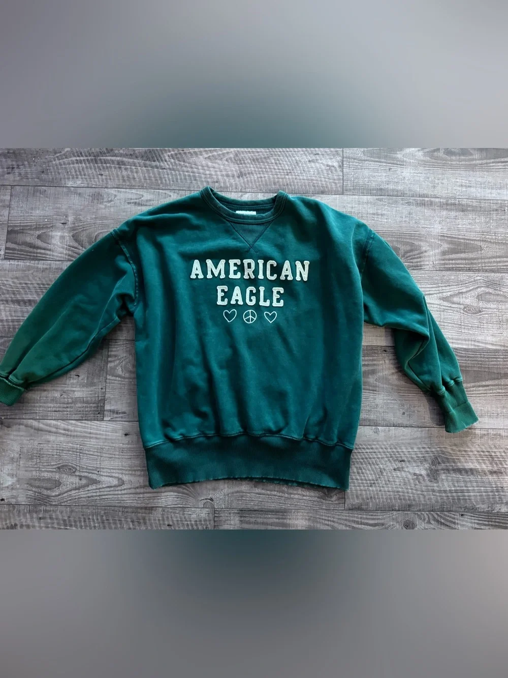 American Eagle Outfitters Forest Green Crewneck Sweatshirt with Logo